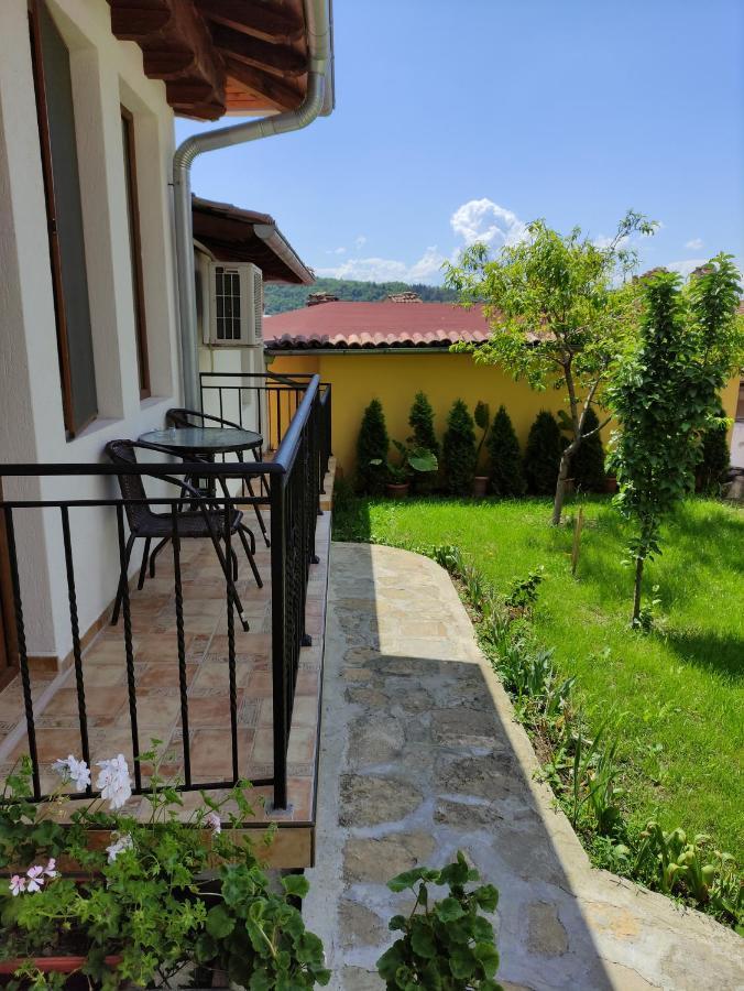 Family Hotel "Slavianska Dusha" Veliko Tarnovo Exterior photo
